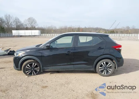 2020 Nissan Kicks Sv Xtronic Cvt z USA, uszkodzony, nr VIN 3N1CP5CV8LL550876